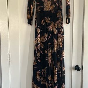 Women’s full length jumper.